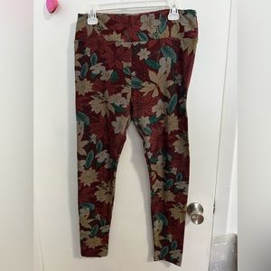 Leggings Poinsettia pattern